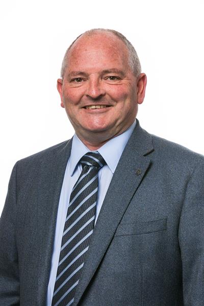 Picture of Councillor Robbie Bruerton